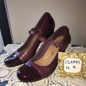 Clark’s Collection Burgundy Cap toe Mary Jane’s